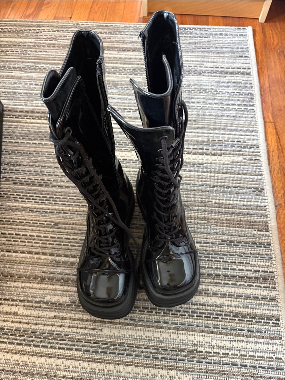 Black Patent Lace-Up Combat Boots - Women demonia